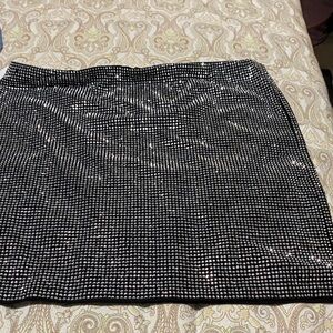 Chic Black and Silver Mini Skirt